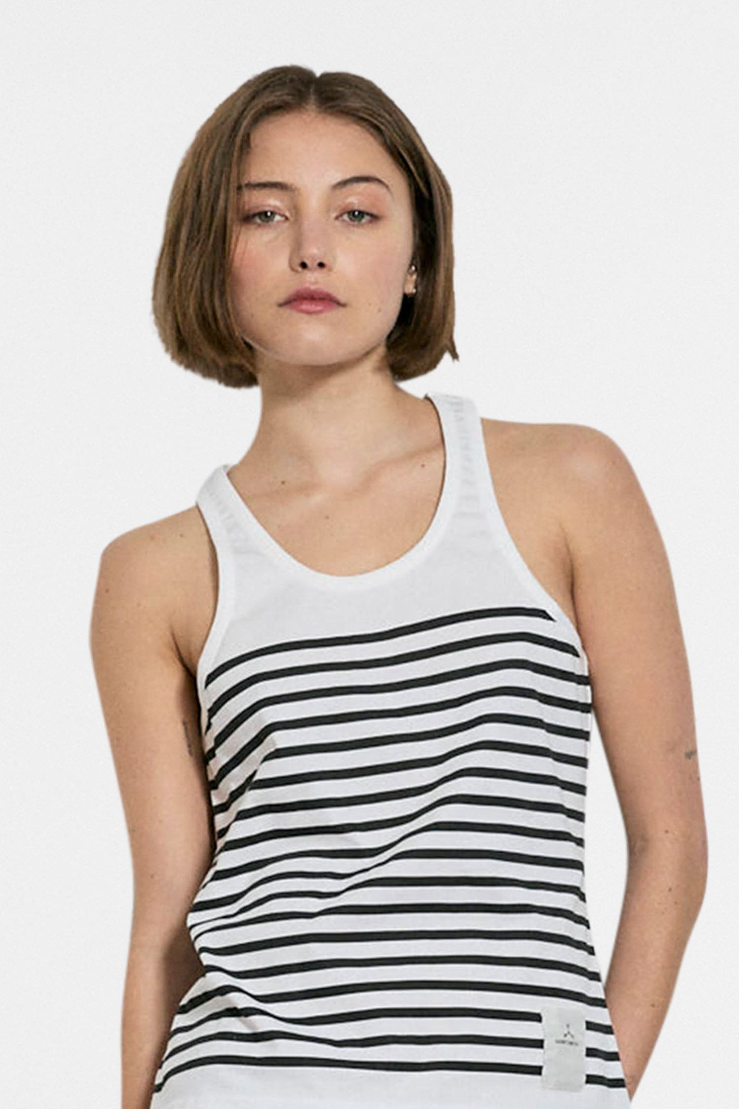 XIV.SIX  VEST // WHITE x BLACK